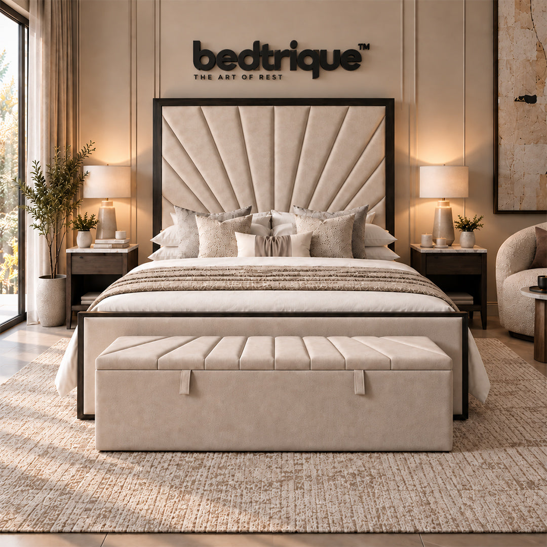 2026 Florida Sunrise Bed with Black Fabric Covering Edges