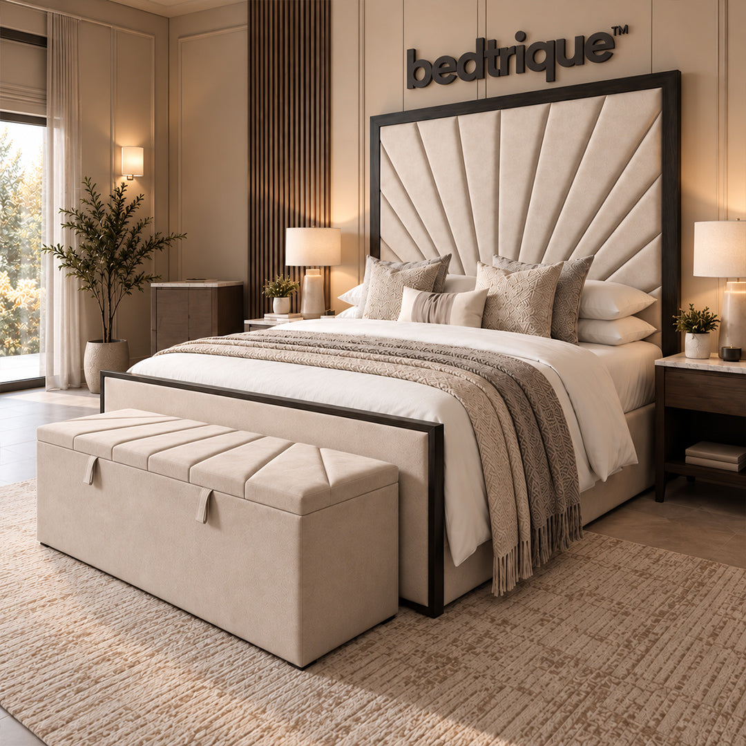 2026 Florida Sunrise Bed with Black Fabric Covering Edges
